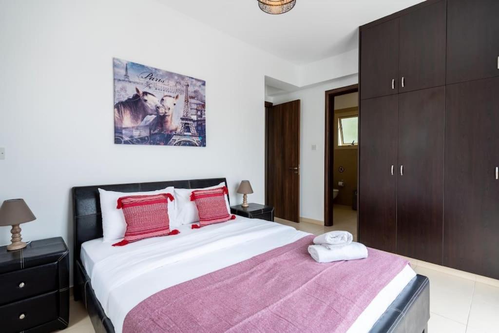 Stellar 3-bedroom And Pool In *